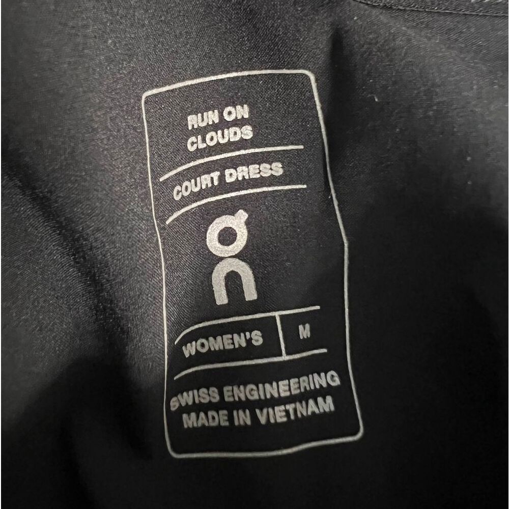On Running Women's Court Tennis Sleek Black Athletic Dress With Shorts Medium - Picture 6 of 11